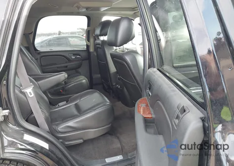 2014 Chevrolet Tahoe Ltz z USA, uszkodzony, nr VIN 1GNSCCE03ER106480